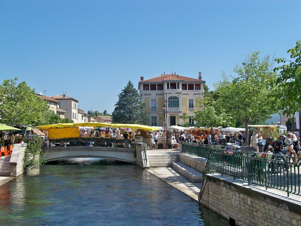 Les Carmes And Spa Le Thor Exterior foto
