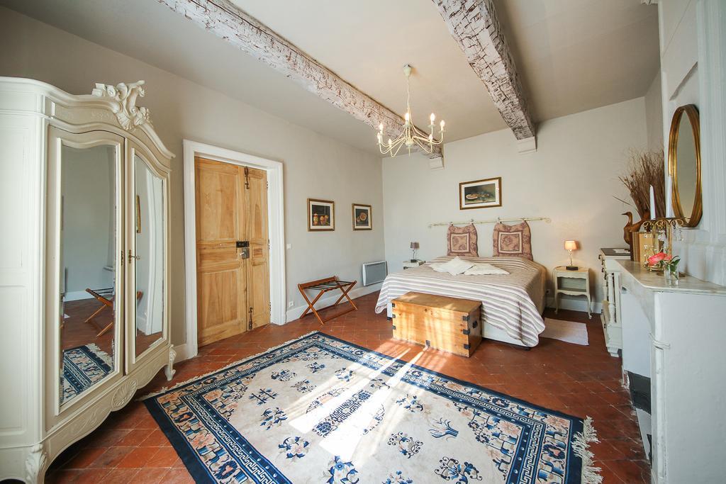 Les Carmes And Spa Le Thor Exterior foto