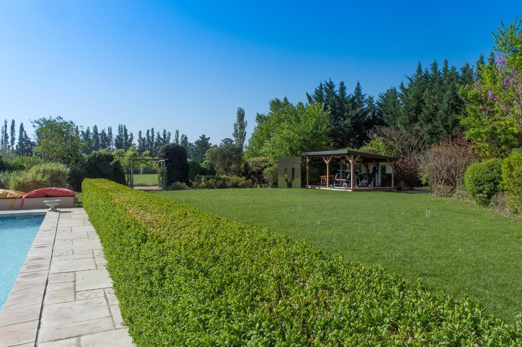 Les Carmes And Spa Le Thor Exterior foto